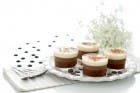 Tarta tres chocolates en vasitos