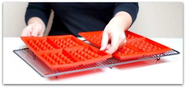 Molde de silicona para preparar 8 gofres a la vez en el horno de Lékué Molde de silicona para preparar 8 gofres a la vez en el horno de Lékué