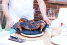 Pollo a la rana en la barbacoa