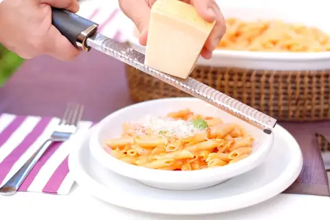 Macarrones con tomate r&aacute;pidos