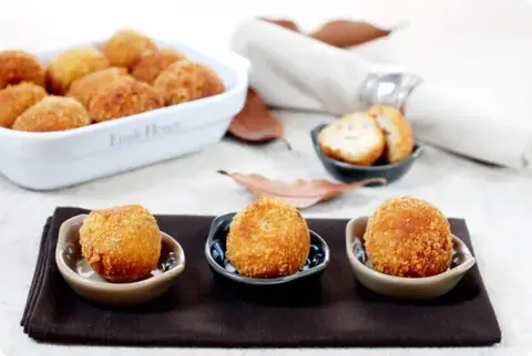 Croquetas de queso y membrillo