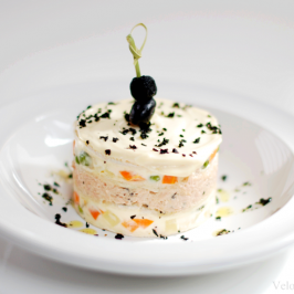 Pastel de ensaladilla y Bimbo Buenísimoooo