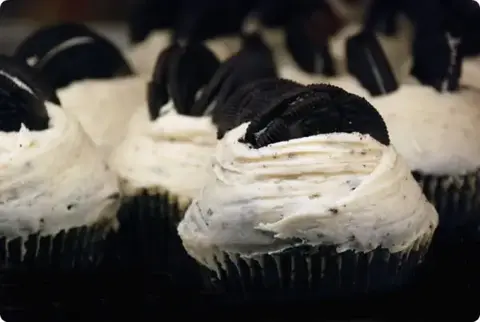 Cupcakes de chocolate con Oreo