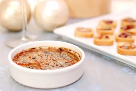 Cr&eacute;me br&ucirc;l&eacute;e de foie gras