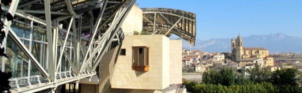 Vistas desde el hotel Marqués de Riscal a Elciego