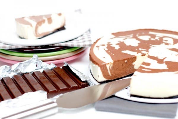 Tarta de queso y dos chocolates "marmolada" con Thermomix