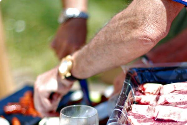 Una barbacoa con amigos, la primera de la temporada