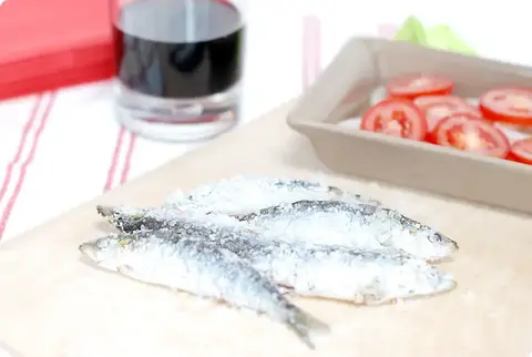 Deliciosas sardinas a la sal en el Varoma