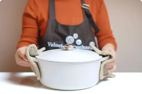 Cocotte blanca de 26cm de di&aacute;metro de la firma Le Creuset