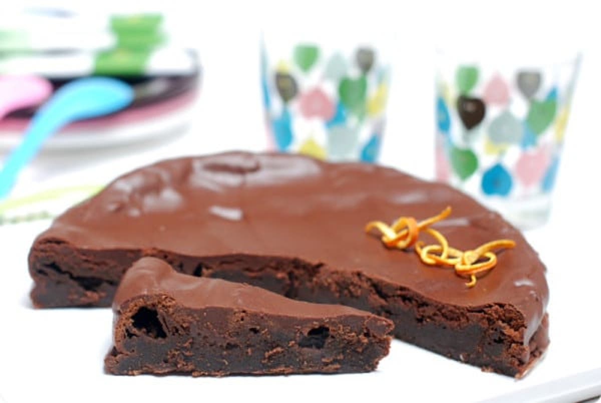 Tarta de fondant para fiestas Thermomix