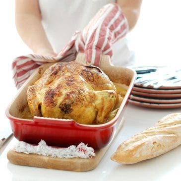 Pollo asado al horno con patatas panadera