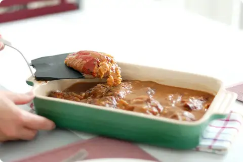 Pimientos del piquillo rellenos de merluza y gambas