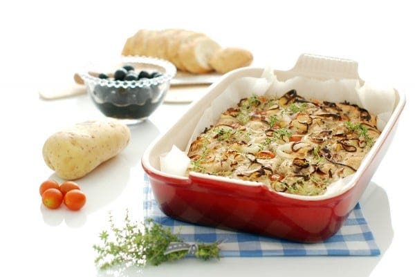 Focaccia di Nino con tomate, orégano y cebolleta