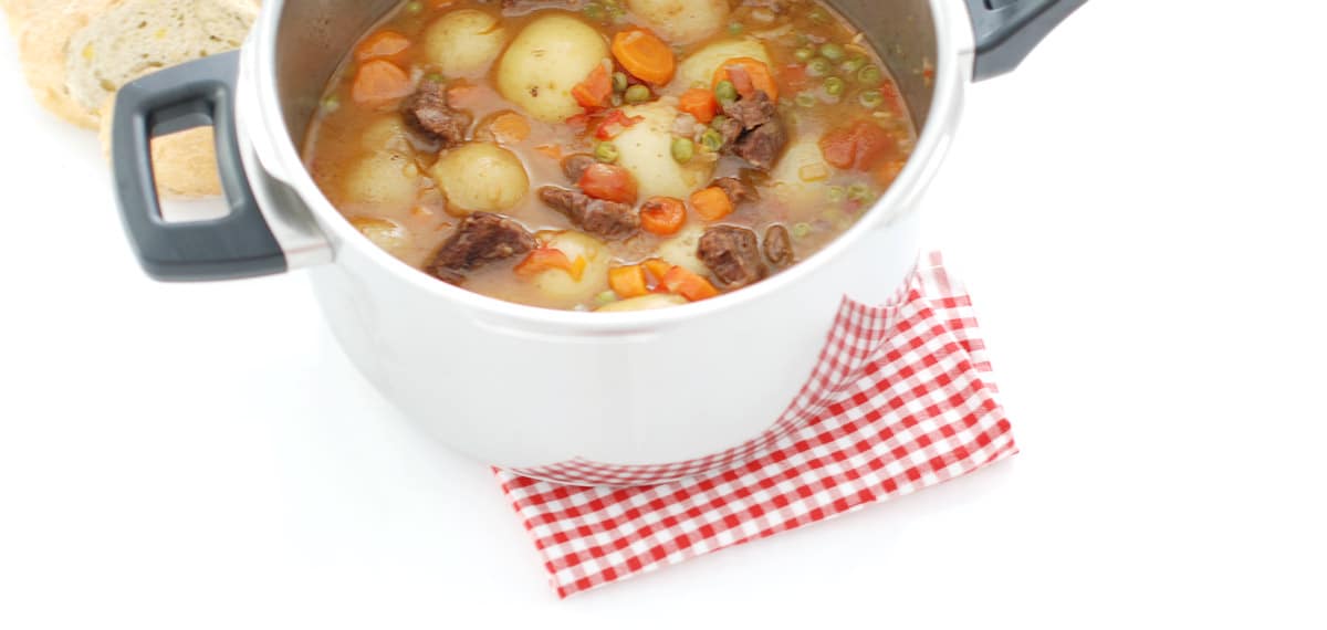 Guiso de ternera con patatas en olla rápida