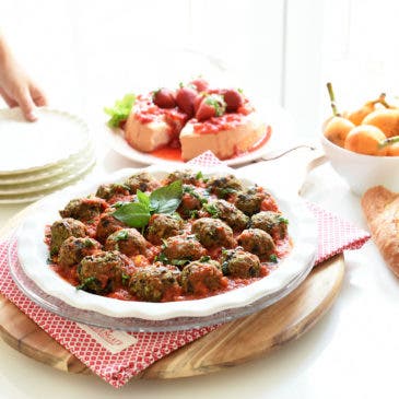 Albóndigas de berenjena con tomate