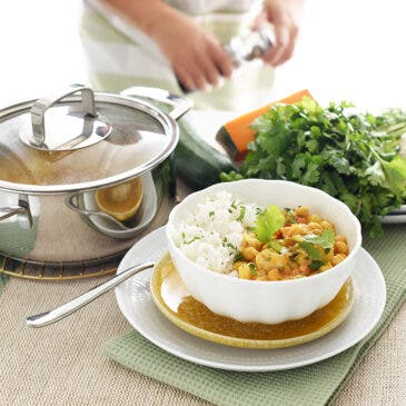 Curry de garbanzos y verduras vegetariana