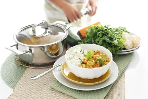 Curry de garbanzos con verduras