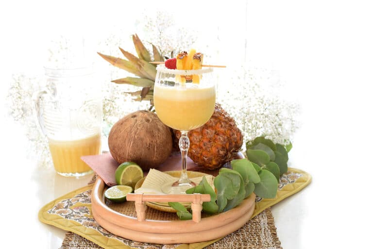 Piña colada con o sin alcohol | Velocidad Cuchara