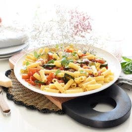 Pasta con verduras asadas