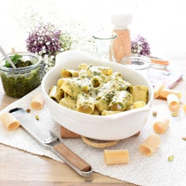 Pasta Paccheri con pesto de pistachos